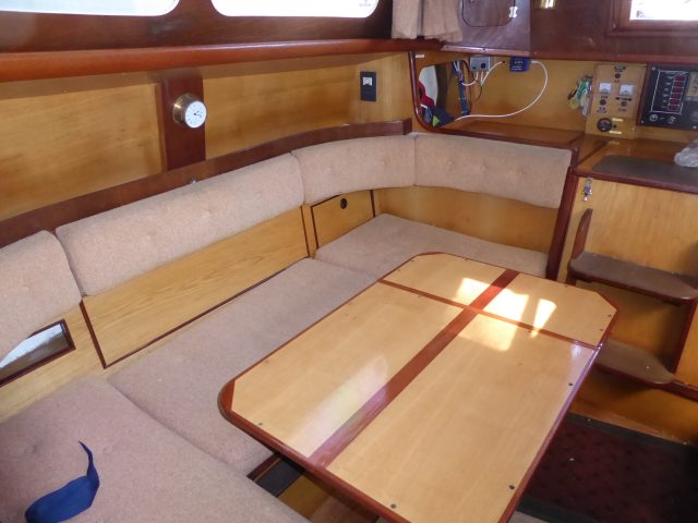 David Sadler design phoenix 27 (1986) For Sale
