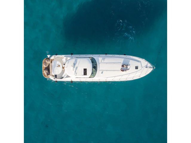 Sea Ray 630 (2017) For Charter